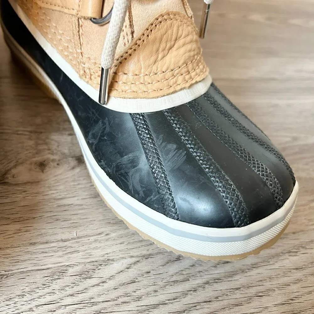 Sorel Women's Joan of Arctic Faux Fur Waterproof Snow Boot in Honest Beige NWT